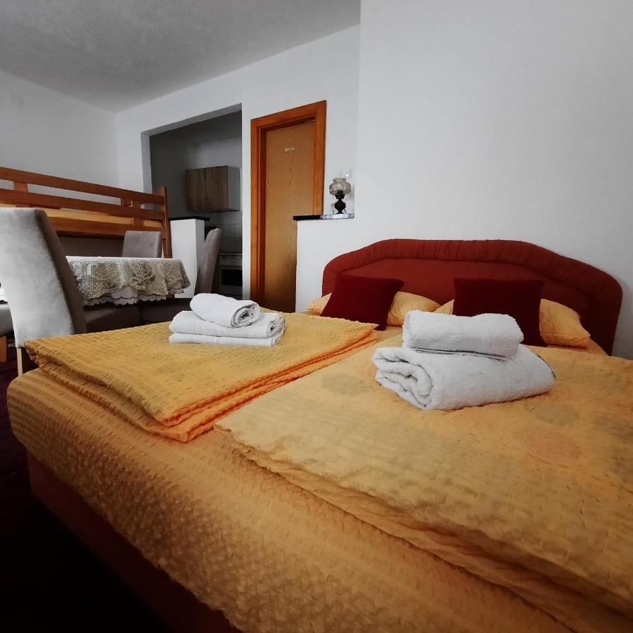 Guest House Nana Mostar Buitenkant foto
