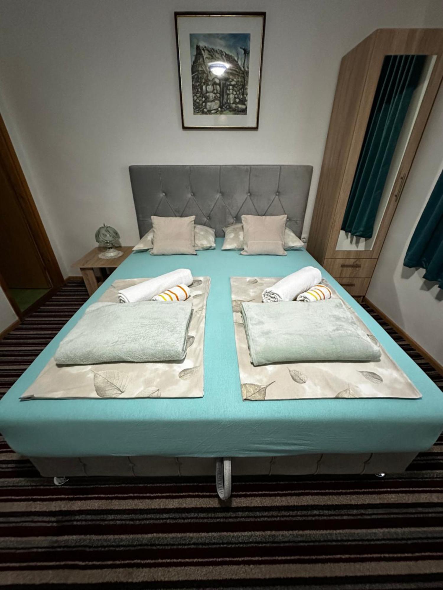 Guest House Nana Mostar Buitenkant foto