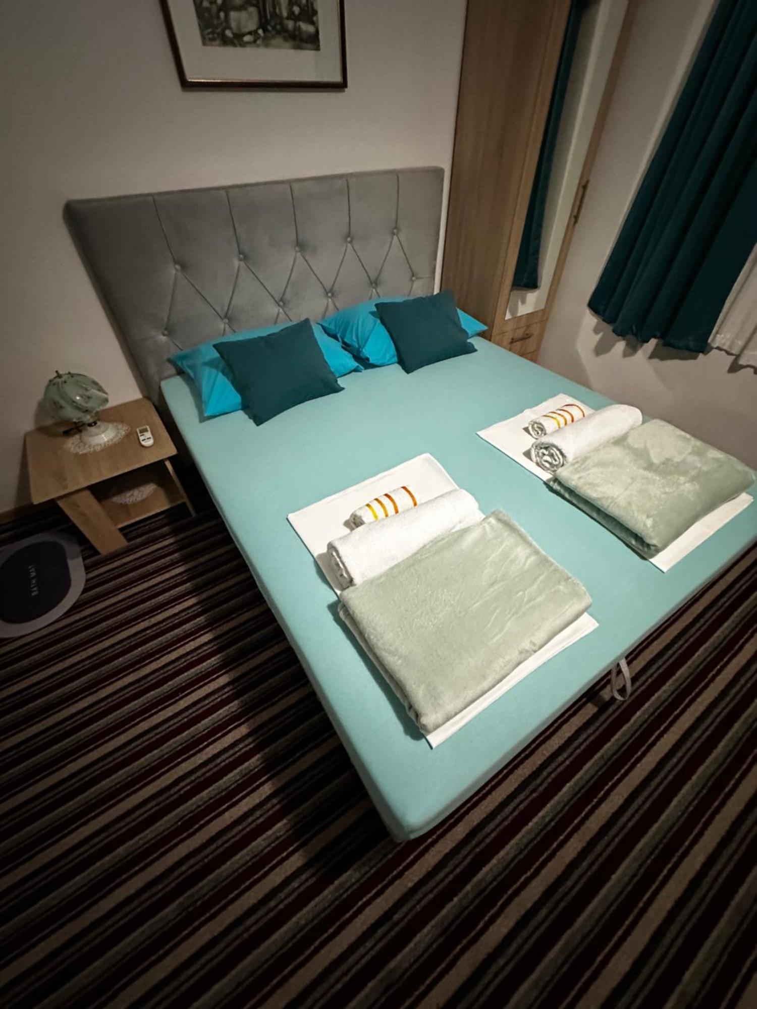 Guest House Nana Mostar Buitenkant foto